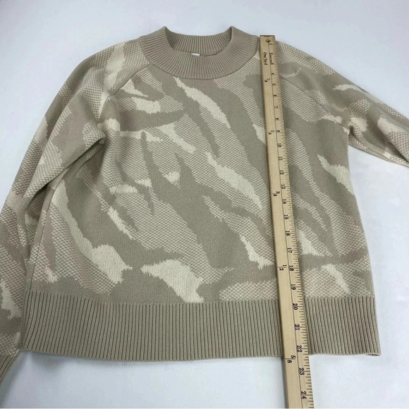 Athleta Womens XXS Jacquard Sweater, Beige and Cream Marino Wool Blend - Picture 3 of 7